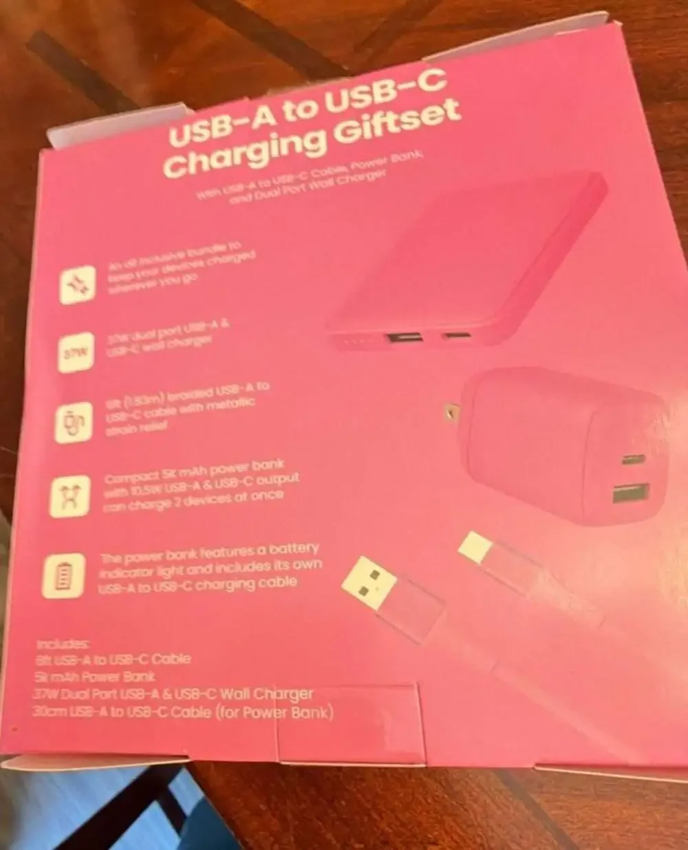 Chug USB-A to USB-C Charging Giftset Pink